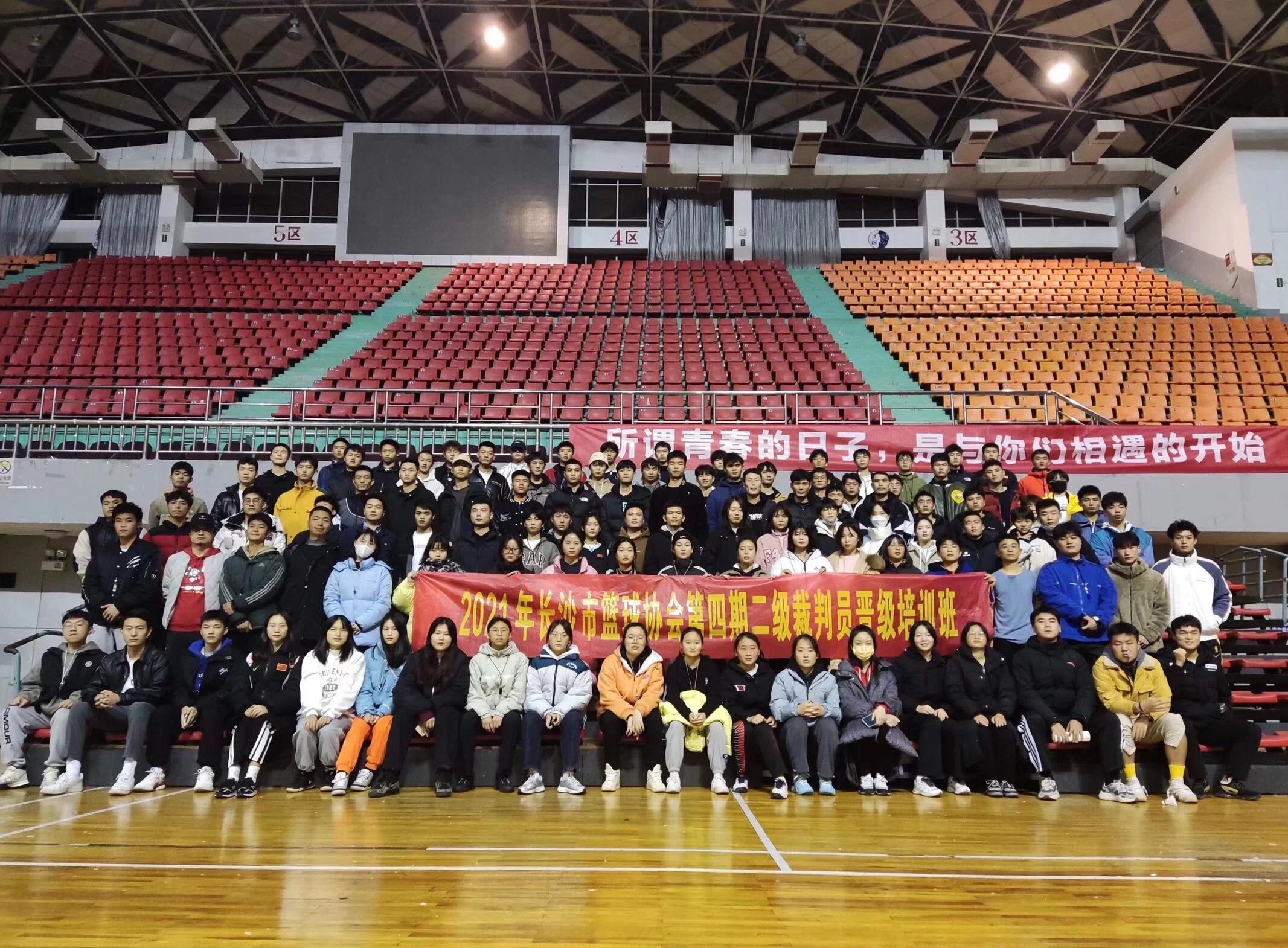 湖南篮球俱乐部加强训练，为下一场比赛做好准备的简单介绍