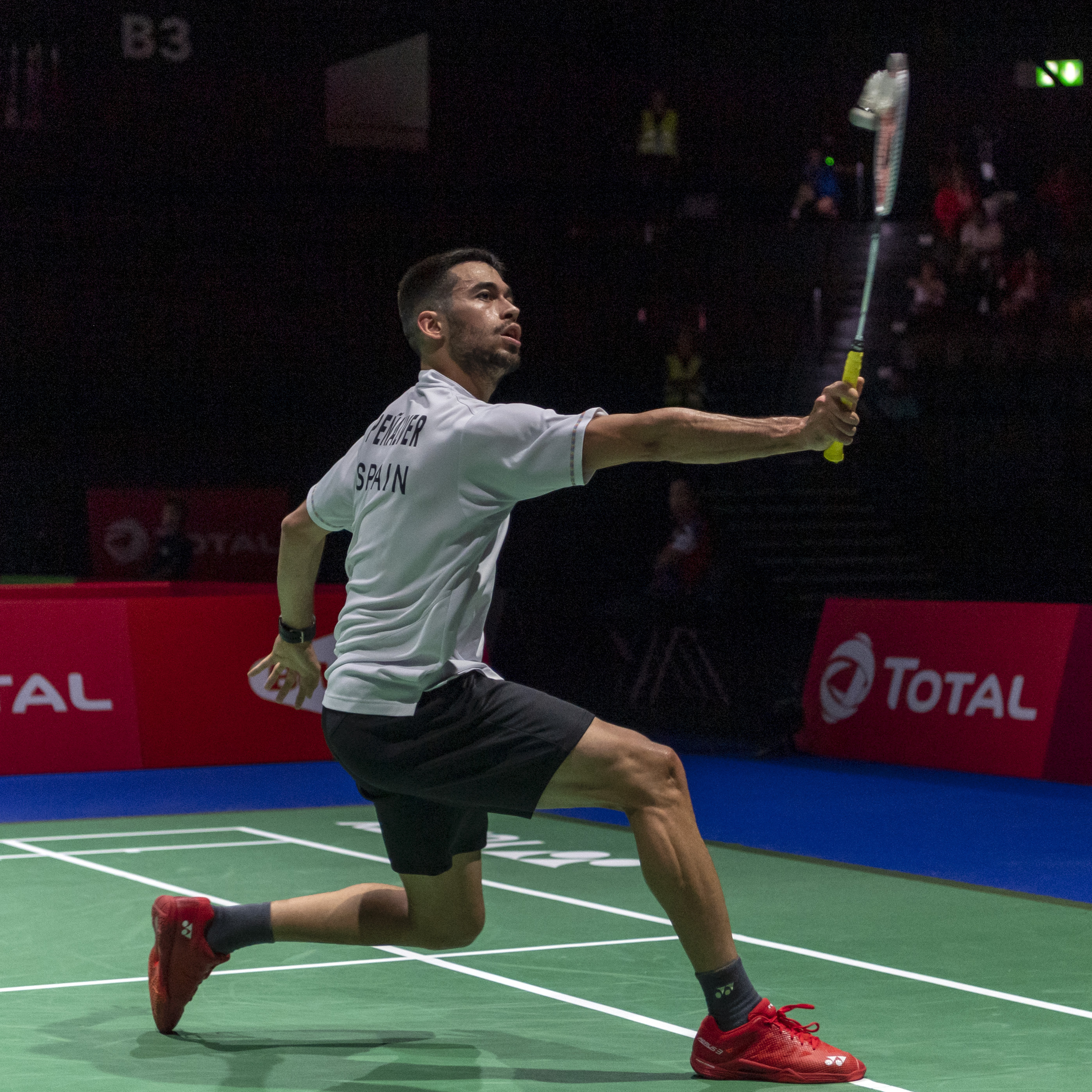 包含印尼羽毛球队轻取印度羽毛球队，桃田贤斗关键制胜的词条