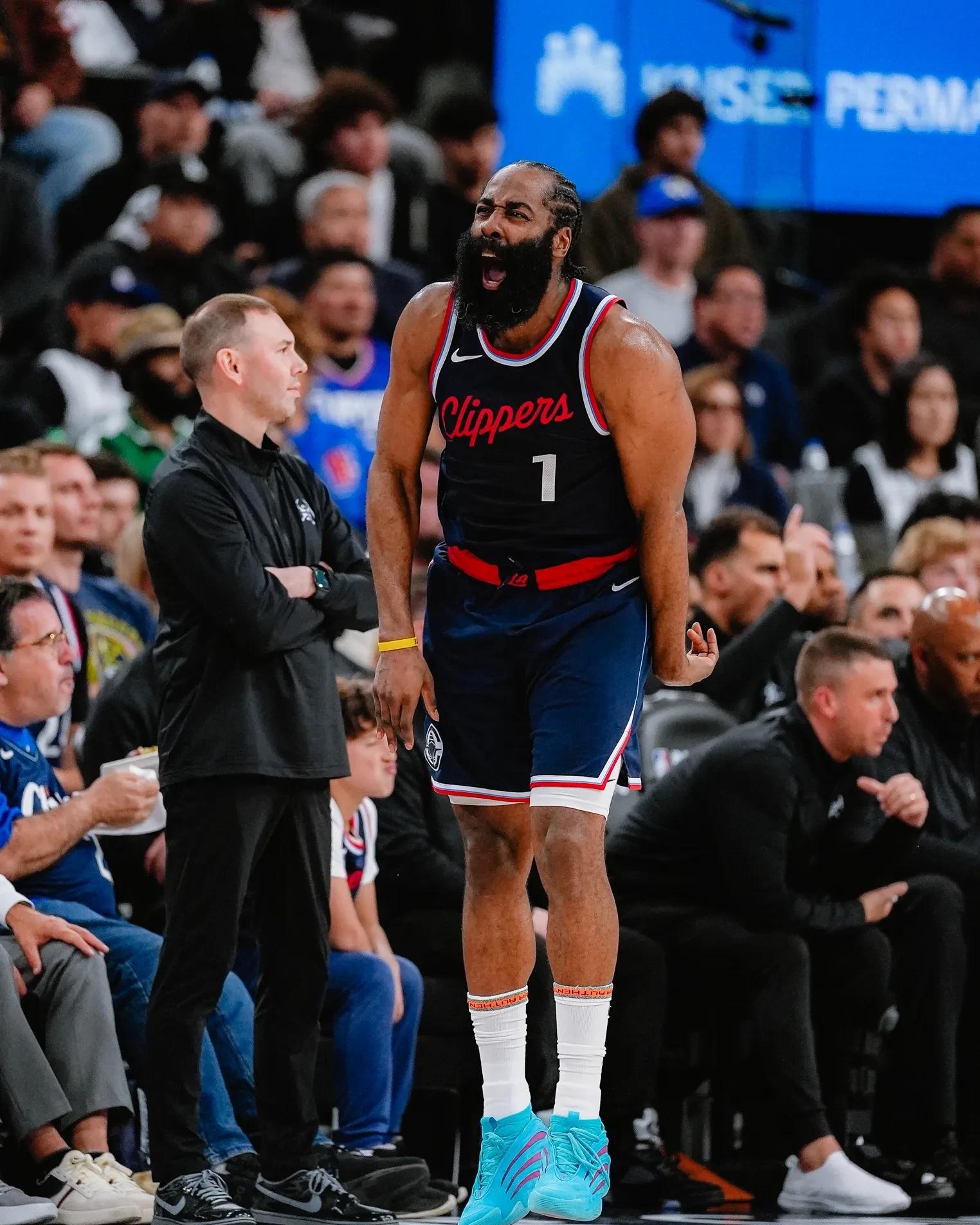 开云体育中国-包含湖人绝杀广东队，哈登高光表现的词条