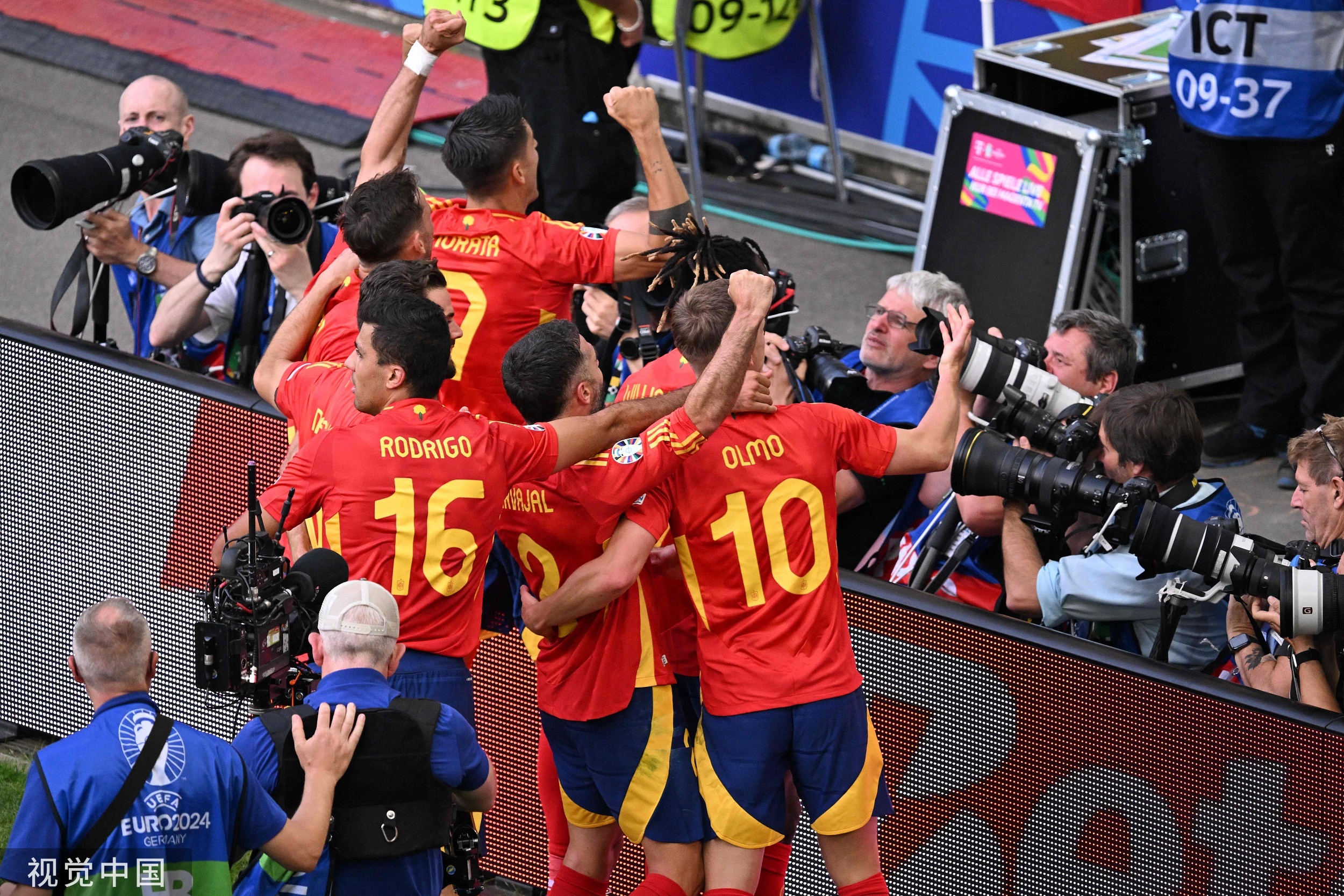 开云体育平台APP-克罗地亚队与西班牙大战一触即发