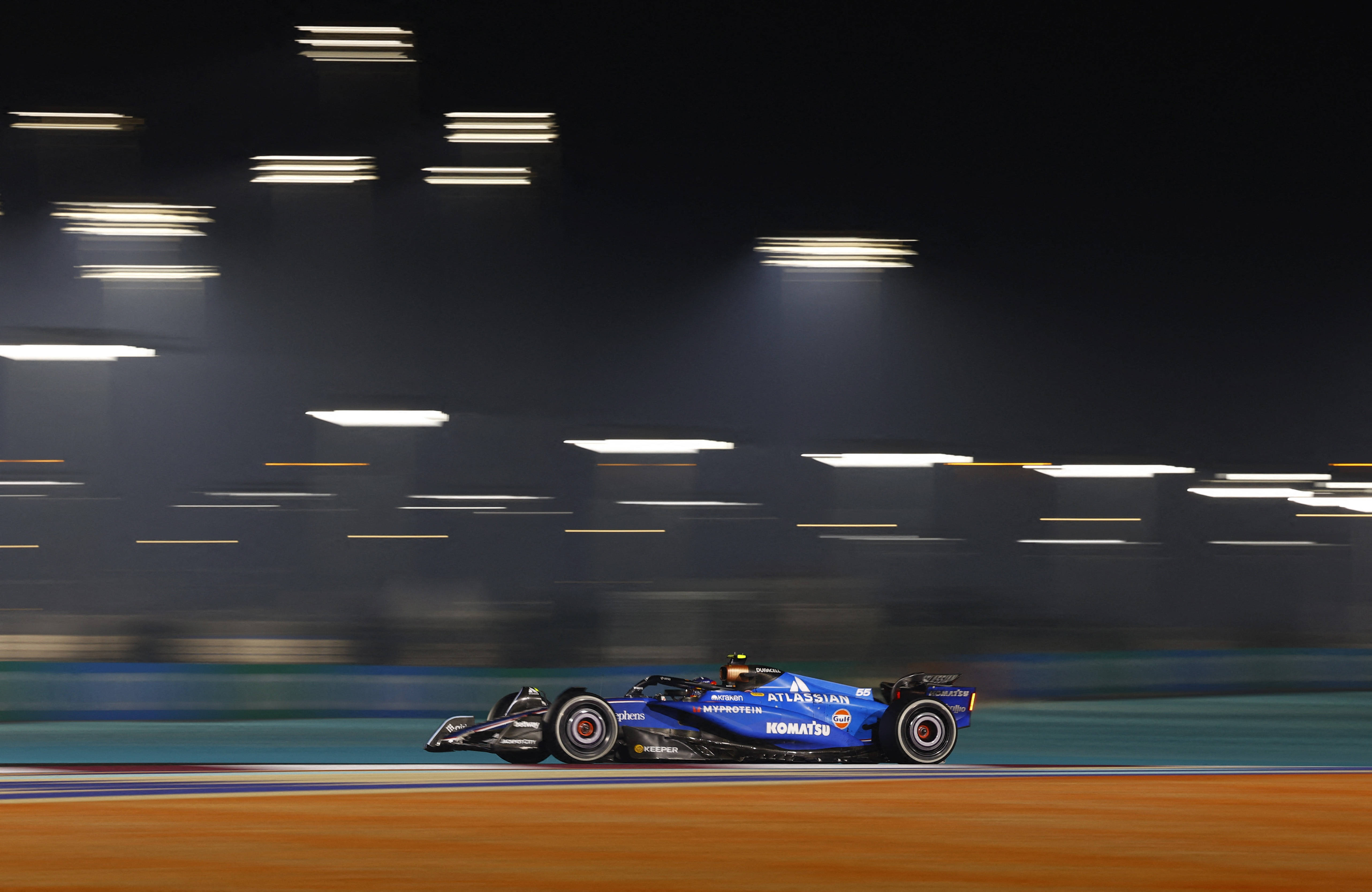 索伯车队横扫威廉姆斯，塞恩斯高光表现