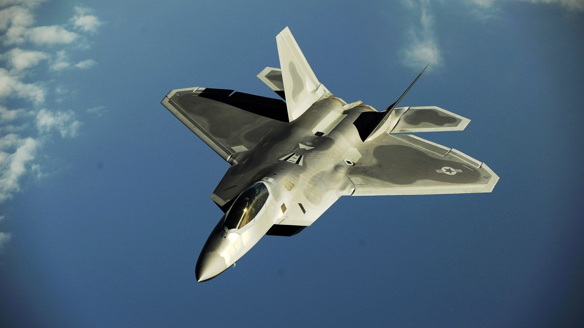 恩佐绝境爆发助喀麦隆压哨逆转,非洲雄狮啃下硬骨头