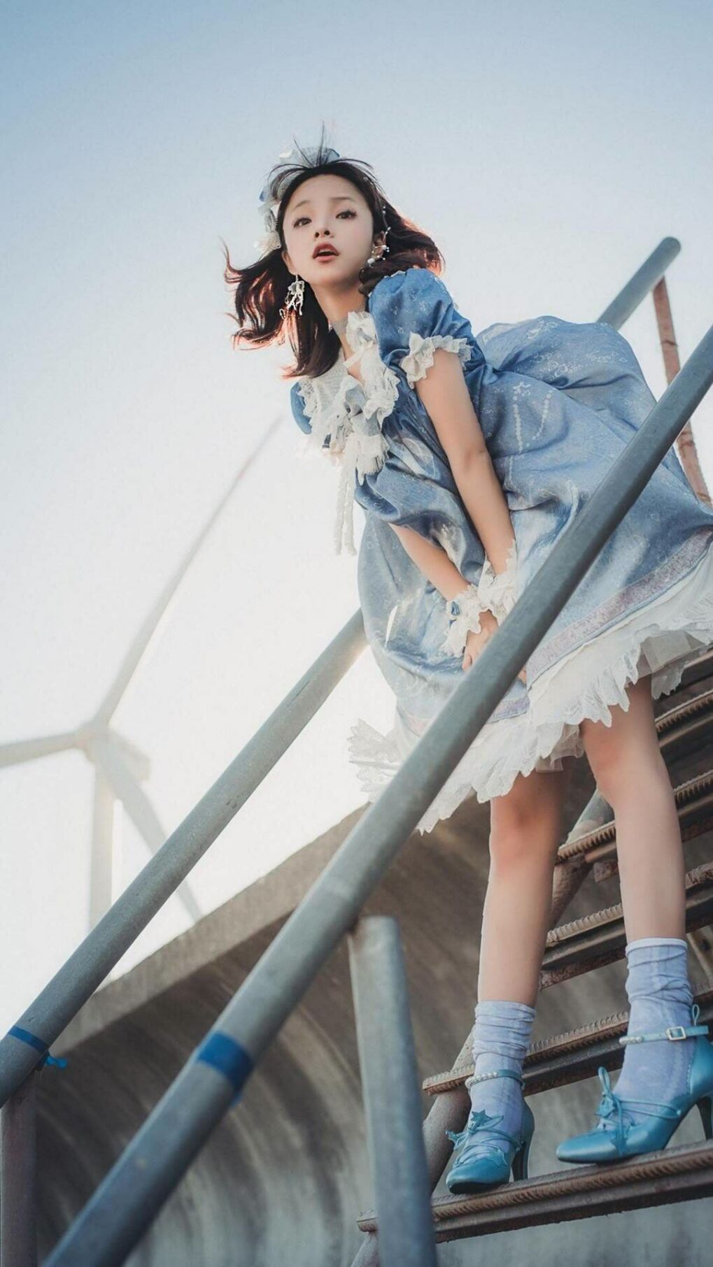 开云体育下载-当赛道弧线映出三分轨迹，极限时速中的决胜哲学